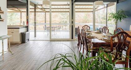 Glass House on scenic Bogue Falaya river