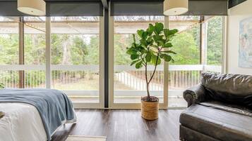 2 makuuhuonetta, silitysrauta/-lauta, Wi-Fi, vuodevaatteet