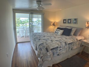 2 bedrooms, iron/ironing board, WiFi, bed sheets - Clean 2-bedroom mobile home close to Ft Meyers Beach. Heated pool, Fitness Room (Fort Myers)