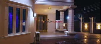 A Quiet Oasis Close to Nature and Culture