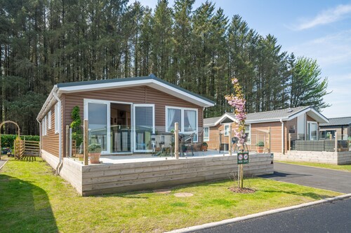 Antler Lodge -  Meadows Retreat Lodge Park