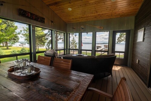 Escape to Paradise Haven on Big Pine Lake in enchanting Perham, MN!