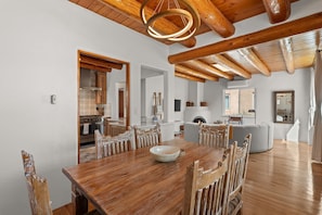Dining - Home Away from Home (Santa Fe)
