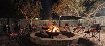 Mmakuba Private Game Lodge, Deluxe Chalet 8C