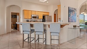 Private kitchen - Secluded Retreat 2.5 Acres of Peace (Santa Fe)