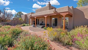 Exterior - Secluded Retreat 2.5 Acres of Peace (Santa Fe)