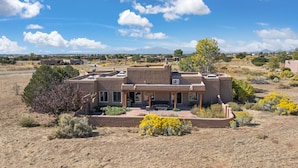 Exterior - Secluded Retreat 2.5 Acres of Peace (Santa Fe)