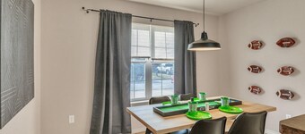 Game Day or Getaway – Whole Home Near Texas A&M