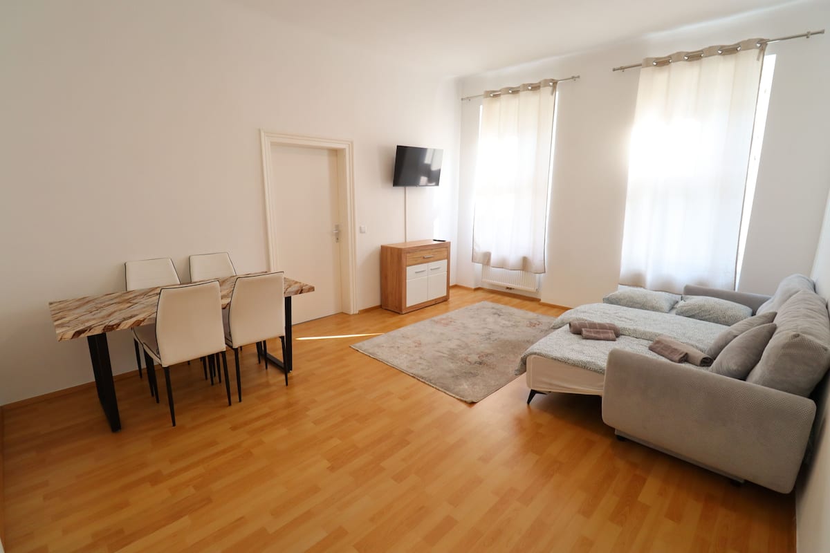 Comfort Apartment, Kitchenette, Executive Level | Living area | Flat-screen TV