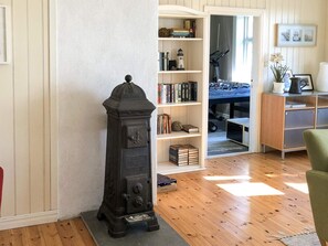 House | Interior - 7 Person Holiday Home in Fiska (Vanylven)