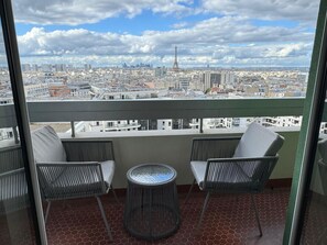 Property grounds - One bedroom  in France, Paris (Paris)