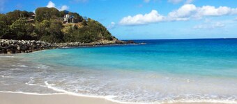 Apartment with terrace and private garden 2 minutes walk from the beach