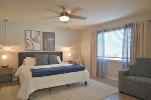 2 bedrooms, iron/ironing board, travel cot, free WiFi