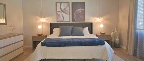 2 bedrooms, iron/ironing board, travel cot, free WiFi