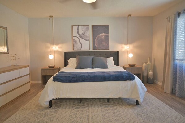 2 bedrooms, iron/ironing board, travel cot, free WiFi