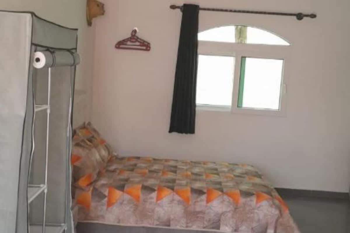 Economy Double Room | WiFi (free)