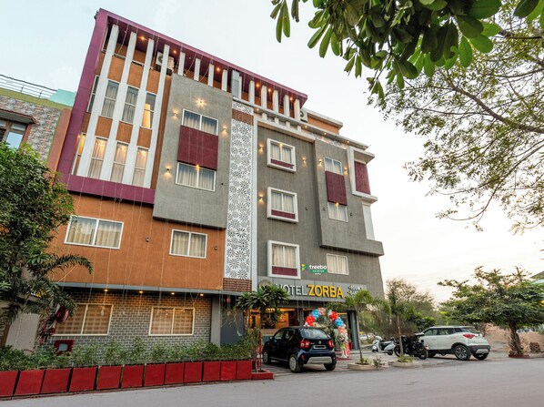 Exterior - Treebo Premium Zorba - Hoshangabad Road (Bhopal)