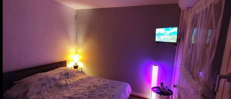 1 chambre, Wi-Fi gratuit, draps fournis