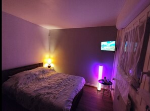 1 bedroom, free WiFi, bed sheets - Secret Lodge  (Belfort)