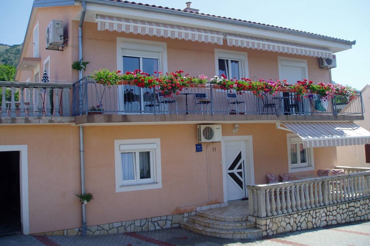 Apartment (One Bedroom Apartment with Balcony 3) | Exterior