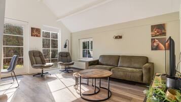 Een smart-tv, videogames en boeken