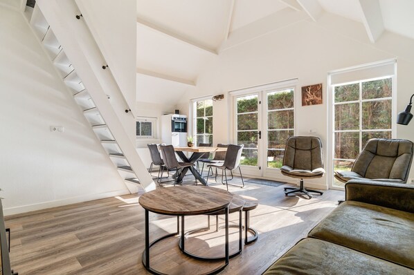 Smart TV, video games, books