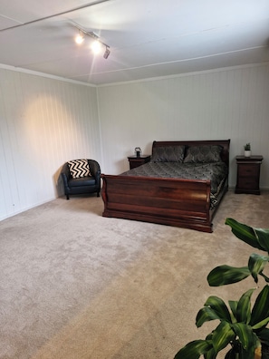 2 habitaciones, cuna de viaje, wifi y ropa de cama