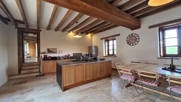 Fridge, microwave, dishwasher