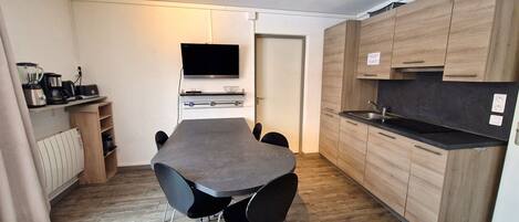 Fridge, microwave, dishwasher