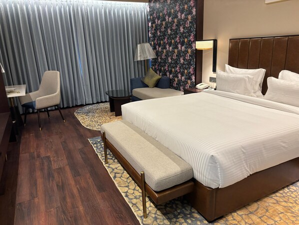 Deluxe Double or Twin Room - Unique Resort & Lifestyle (Valsad)