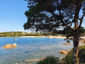 Beach - Appart 6/8 p, south Ajaccio, terrace and garden, close to beaches by car (Pietrosella)
