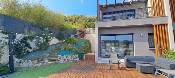Terrace/patio - Appart 6/8 p, south Ajaccio, terrace and garden, close to beaches by car (Pietrosella)