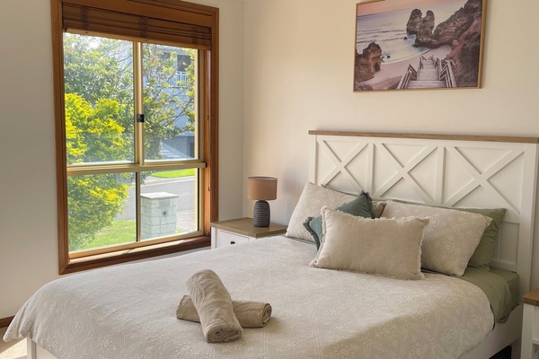 5 habitaciones, tabla de planchar con plancha y cuna de viaje