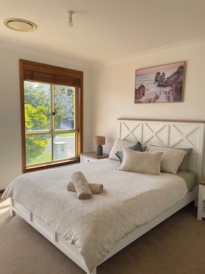 5 bedrooms, iron/ironing board, travel crib, free WiFi