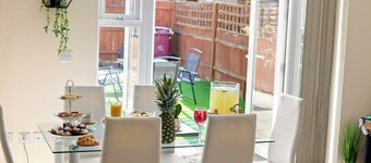 Riverfront Retreat in Reading With Parking
