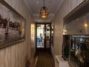 Property entrance - Medcezir Apart Istanbul (Istanbul)