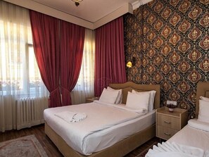 Comfort Room, City View | In-room safe, desk, laptop workspace, free WiFi - Medcezir Apart Istanbul (Istanbul)