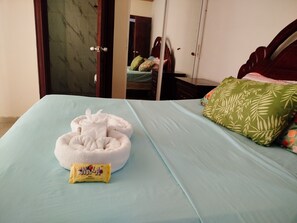 2 soverom, wi-fi (inkludert) og sengetøy