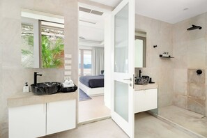Hair dryer, towels - Villa Kohia, 5 BR, sea views, North Chaweng (Surat Thani)