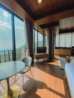 Deluxe Twin Room | Free WiFi