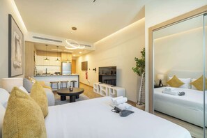 Iron/ironing board, WiFi