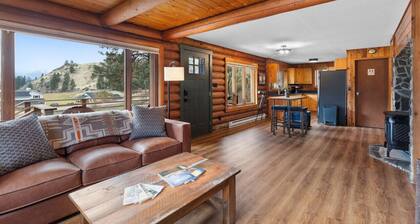 Sapphire Ridge Cabin