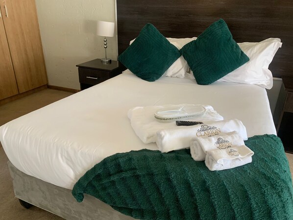 1 soverom, strykejern/-brett, wi-fi og sengetøy