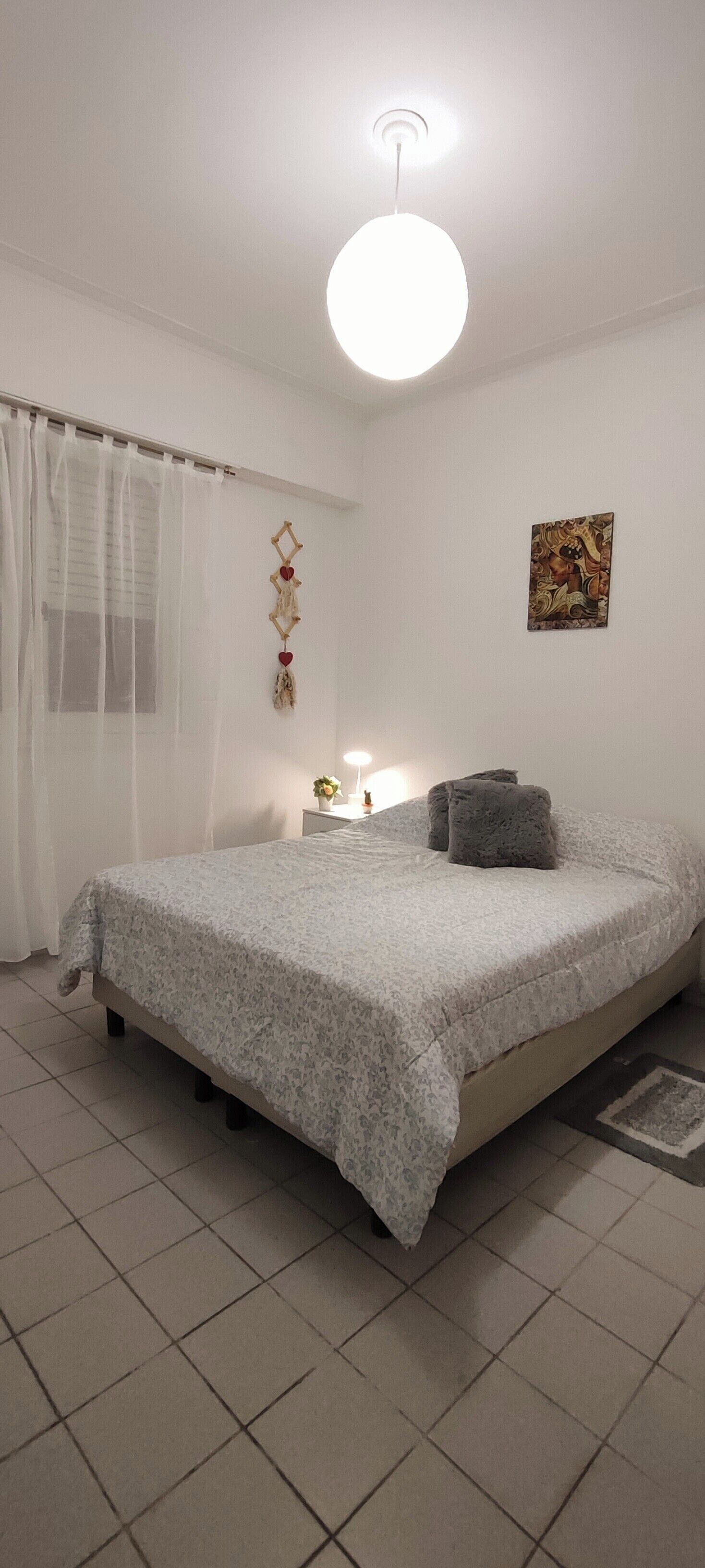 1 dormitorio y ropa de cama