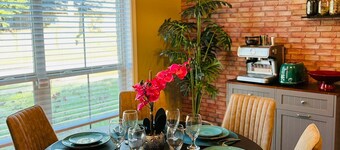 Xquisite Nook, the ideal getaway in Daphne, AL!