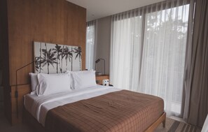 Luxury Studio Suite, Balcony, Ocean View