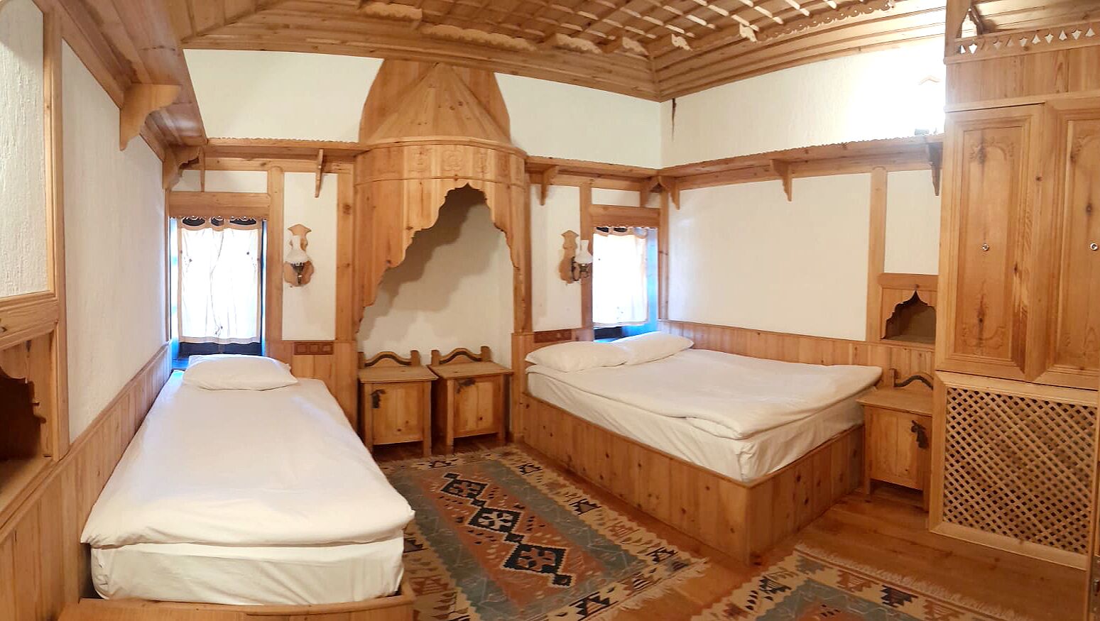 Family Single Room, Mountain View | Free WiFi, bed sheets