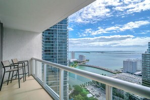Property grounds - Basquiat Brickell Luxury Retreat
(Miami)