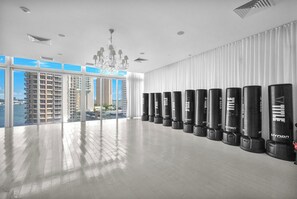 Fitness facility - Basquiat Brickell Luxury Retreat

 (Miami)