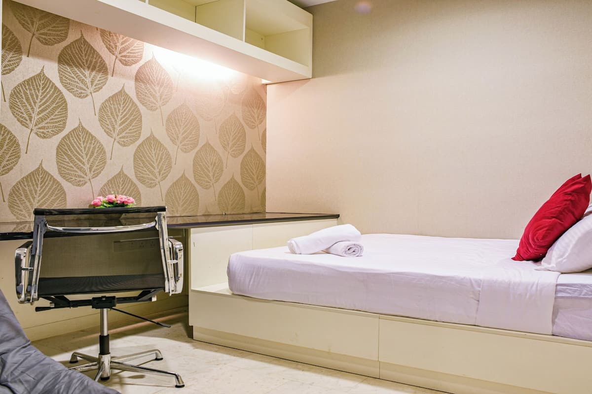 Luxury Suite, City View